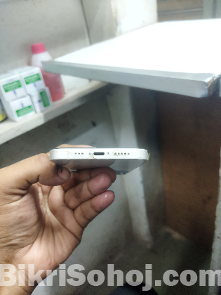 iPhone 13 128GB – Ready to Use!